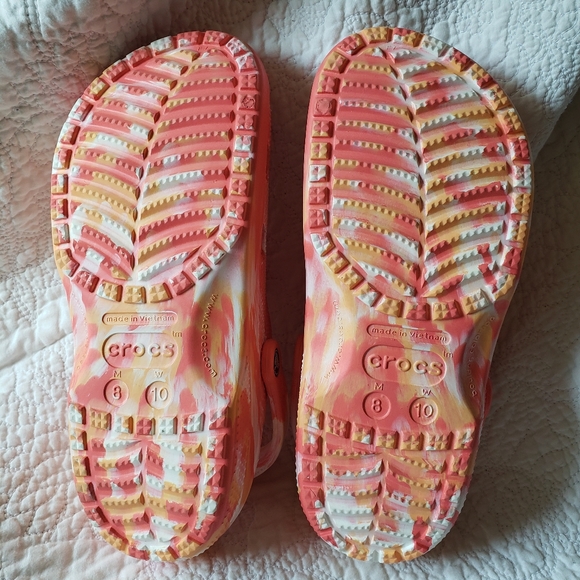 NWOT Crocs | US10W US8M - Picture 3 of 3